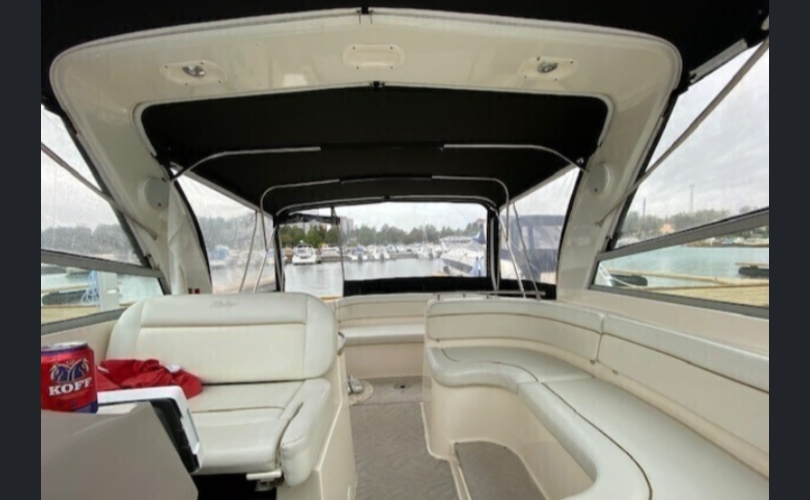 Rinker 320 Fiesta Vee-kuva-6